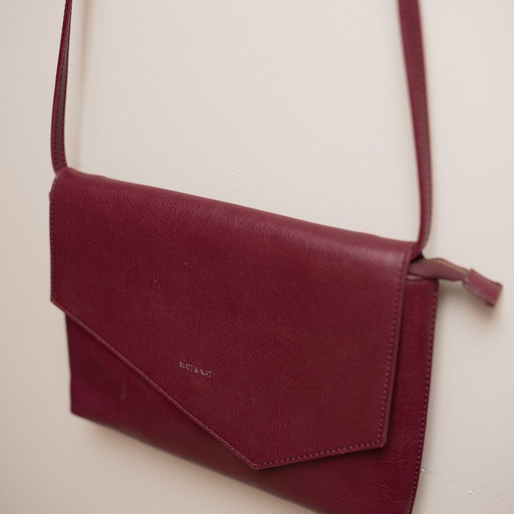 Maroon Matt & Nat Bag - Picture 8 of 11